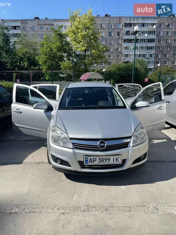Opel Astra 2007