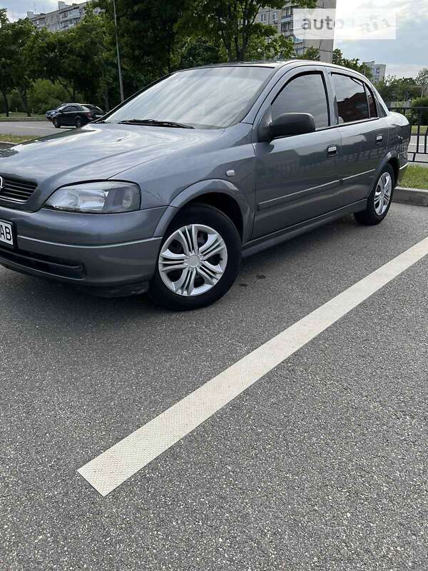 Седан Opel Astra 2007 в Харькове