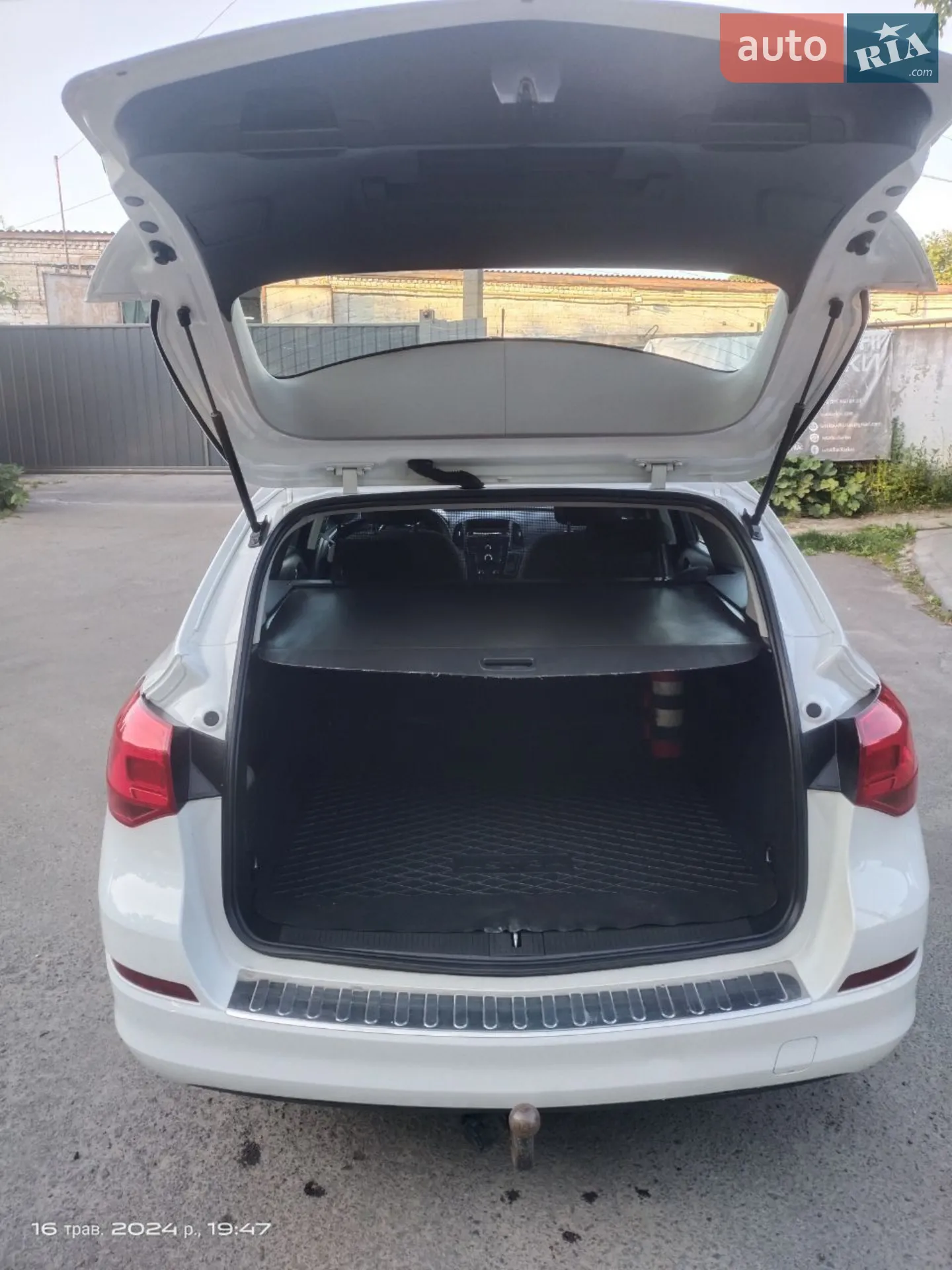 2011 Opel Astra - мініатюра 3