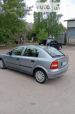 Хэтчбек Opel Astra 2005 в Киеве