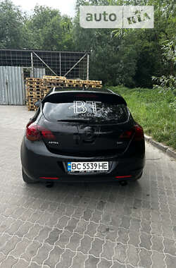 Хэтчбек Opel Astra 2010 в Львове