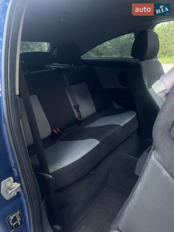 Хэтчбек Opel Astra 2006 в Харькове