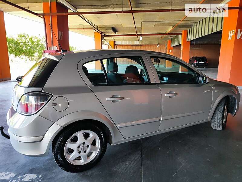 Хетчбек Opel Astra 2009 в Львові фото 6 Хетчбек Opel Astra 2009 в Львові