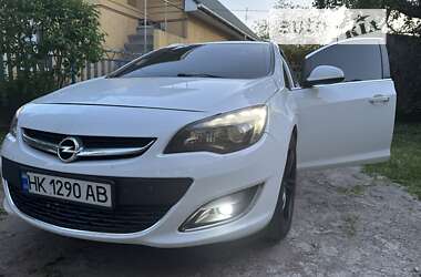 Opel Astra 2013