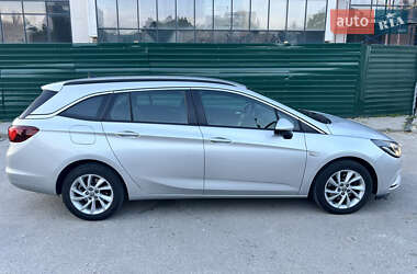 Універсал Opel Astra 2018 в Кам'янець-Подільському