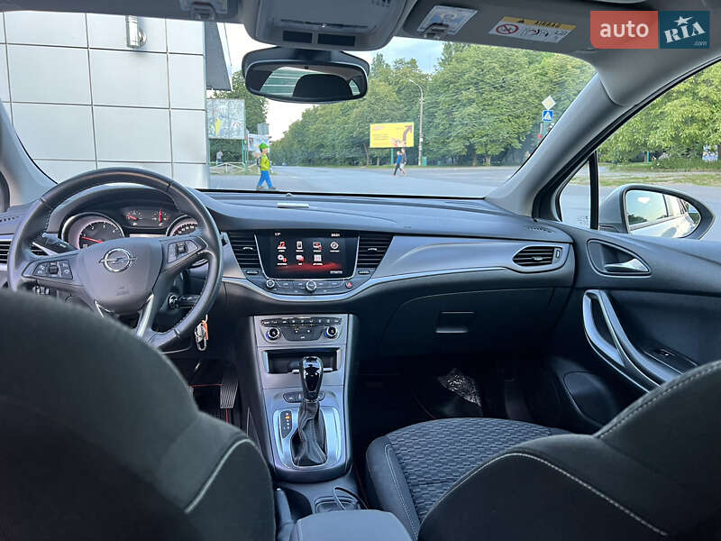 Універсал Opel Astra 2018 в Кам'янець-Подільському