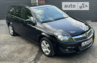 Opel Astra 2010