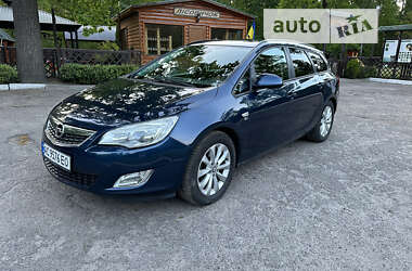 Opel Astra 2012