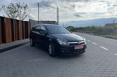 Универсал Opel Astra 2006 в Луцке