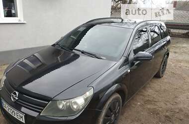 Універсал Opel Astra 2005 в Олександрії