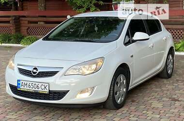 Opel Astra 2010