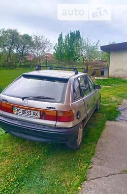 Седан Opel Astra 1992 в Стрые