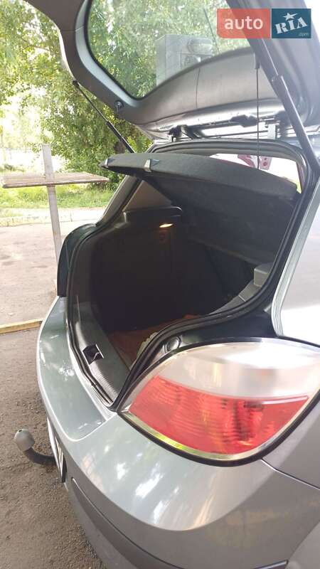 Хетчбек Opel Astra 2006 в Кременчуці