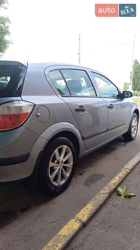 Хетчбек Opel Astra 2006 в Кременчуці