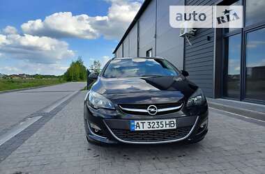 Універсал Opel Astra 2014 в Івано-Франківську