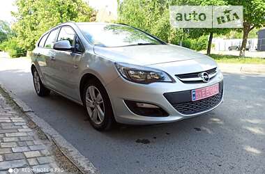 Opel Astra 2012