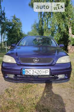 Хэтчбек Opel Astra 1999 в Буске