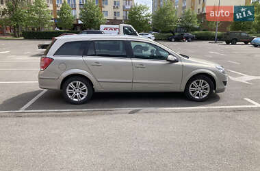 Универсал Opel Astra 2009 в 