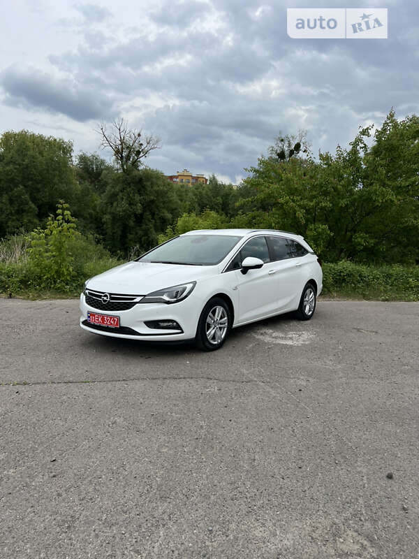 Универсал Opel Astra 2019 в Луцке