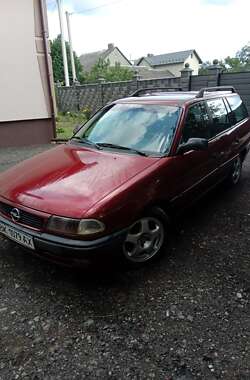 Універсал Opel Astra 1996 в Рівному