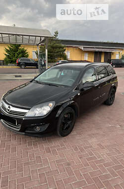 Opel Astra 2010