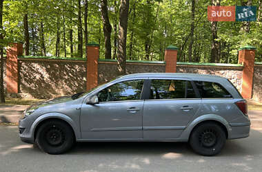 Универсал Opel Astra 2007 в 