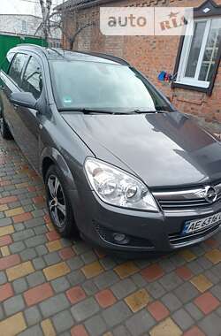 Универсал Opel Astra 2009 в 