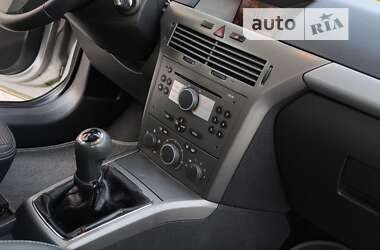 Універсал Opel Astra 2006 в 