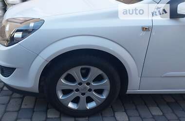 Универсал Opel Astra 2008 в Ходорове