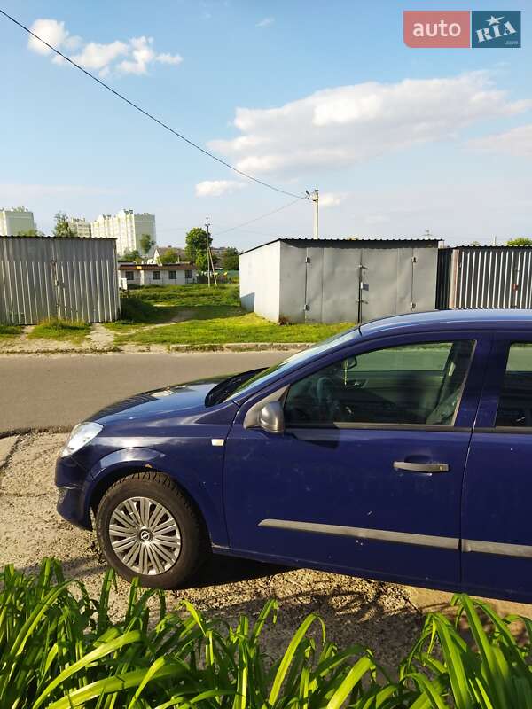 Opel Astra 2007