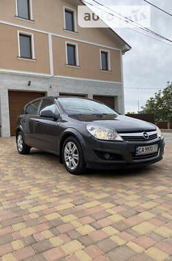 Opel Astra 2009