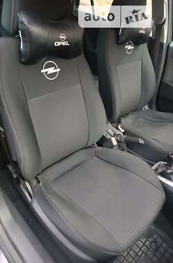 Универсал Opel Astra 2009 в 