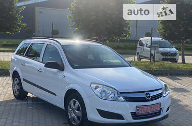 Універсал Opel Astra 2009 в Бродах