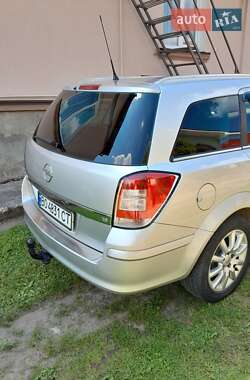 Универсал Opel Astra 2007 в 