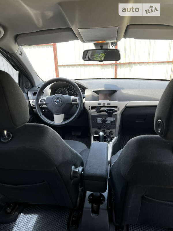Хэтчбек Opel Astra 2007 в Харькове