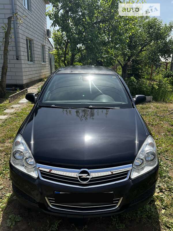 Хэтчбек Opel Astra 2007 в Харькове