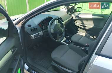 Универсал Opel Astra 2008 в 