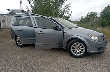 Универсал Opel Astra 2005 в Смеле