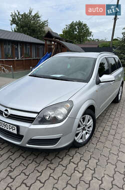 Универсал Opel Astra 2004 в 