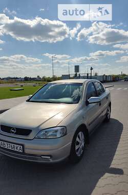 Седан Opel Astra 2006 в Тульчині