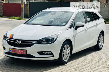 Универсал Opel Astra 2018 в Здолбунове