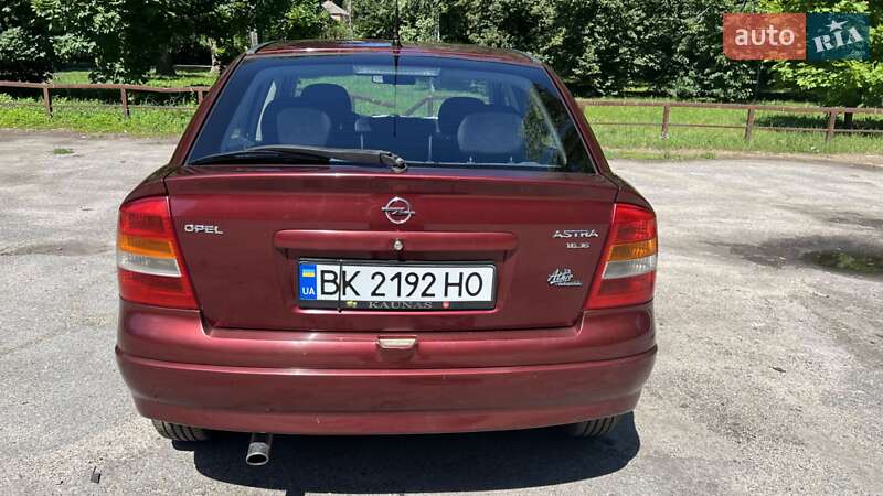 Хэтчбек Opel Astra 1999 в Сумах