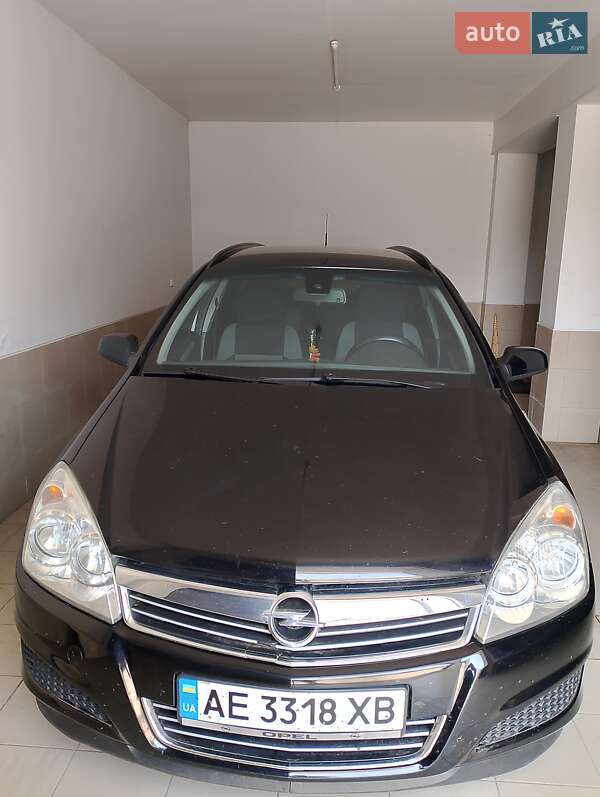 Універсал Opel Astra 2008 в Кривому Розі