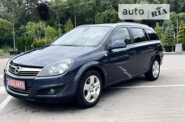 Opel Astra 2010