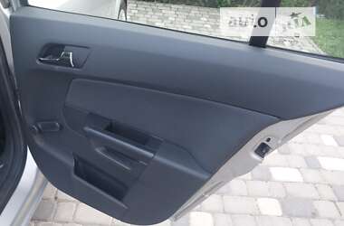 Хэтчбек Opel Astra 2005 в Ходорове