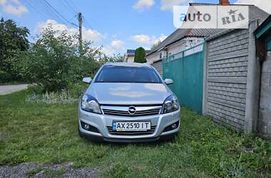 Универсал Opel Astra 2008 в Харькове