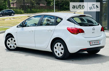 Хетчбек Opel Astra 2010 в Львові