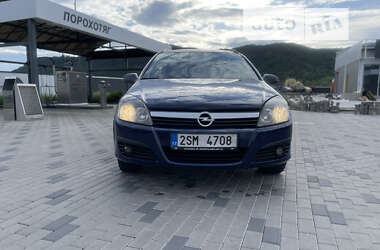 Універсал Opel Astra 2006 в Хусті