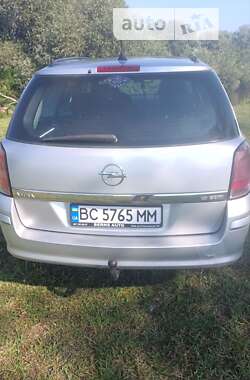 Універсал Opel Astra 2006 в Червонограді