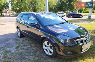 Универсал Opel Astra 2010 в 